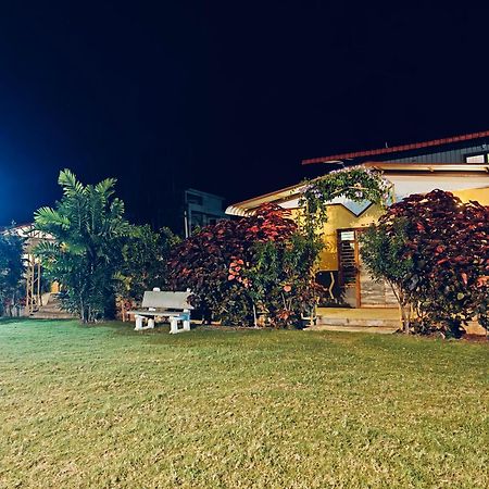 Kashmir Farmhouse - Hyderabad Villa Bagian luar foto