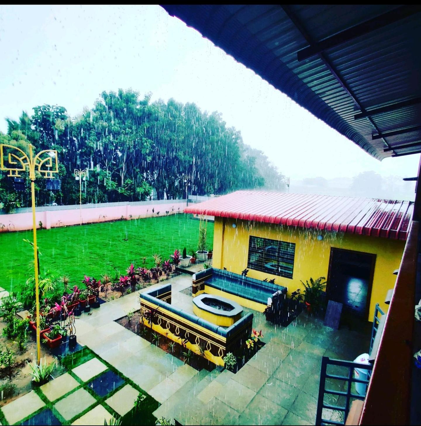 Kashmir Farmhouse - Hyderabad Villa Bagian luar foto