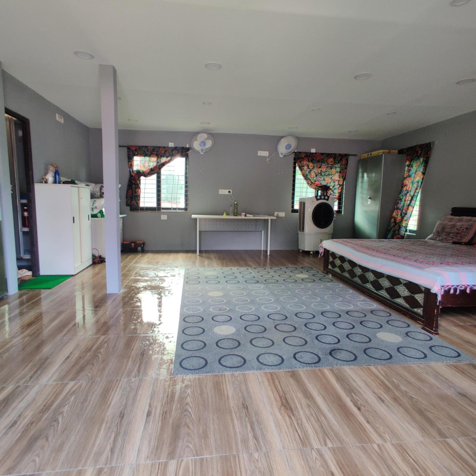 Kashmir Farmhouse - Hyderabad Villa Bagian luar foto